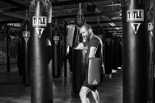 Equipamento de treinamento de Kickboxing: bolsas, almofadas e muito mais